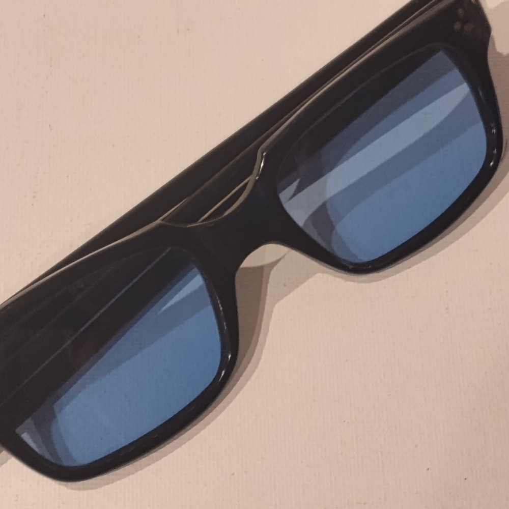 Rare Vintage Black Unisex Rickabilly Sunglasses with Blue Glass Buddy Holly Nos